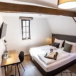 ホテル Steinhaus 1718 Büdingen