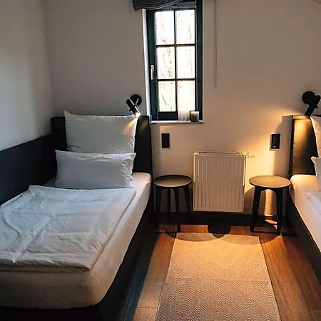 Hotel Steinhaus 1718 Budingen